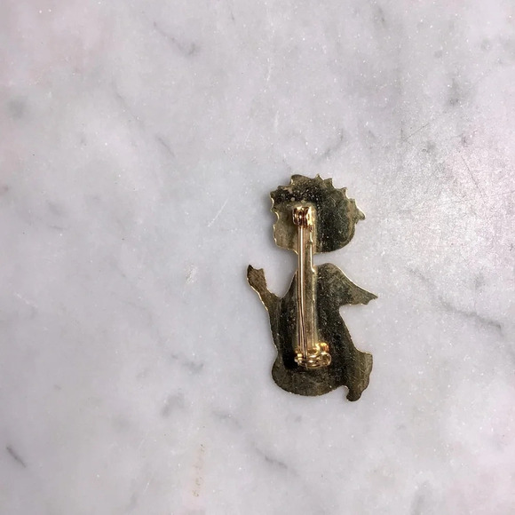 Vintage Praying Guardian Angel Ruby and Gold Metal Brooch - Picture 2 of 3